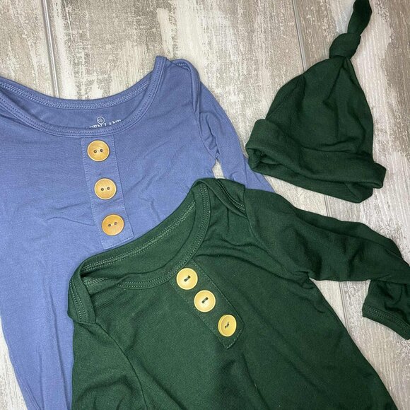 Newborn knot gown bundle - Picture 3 of 6